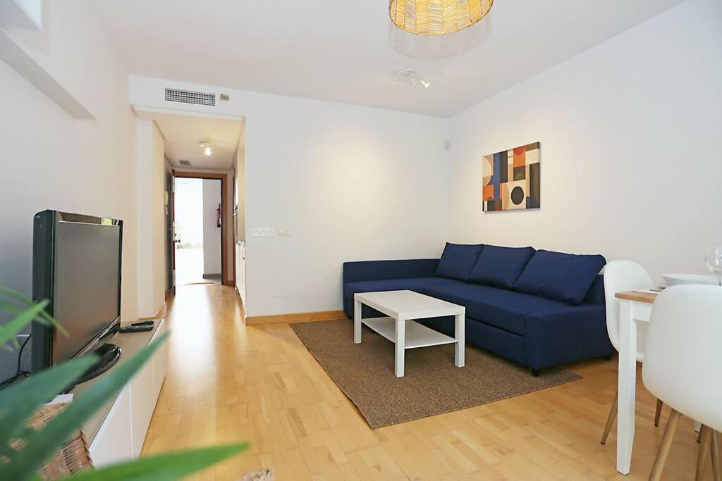Casa Fenicia - Cosy Apartment With Free Private Parking Málaga Exterior foto